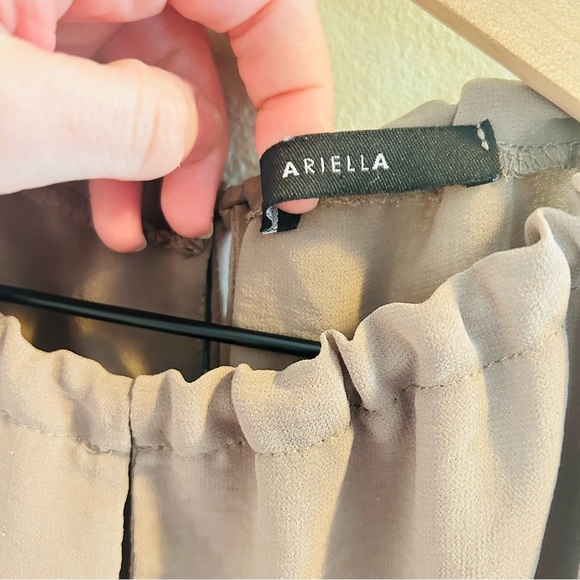 Ariella Sleeveless Blouse Size Small Taupe Brown Tank Halter Keyhole Y2K Neutral - Picture 3 of 8